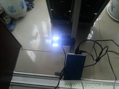 手工打造太陽能充電照明系統(tǒng):點(diǎn)亮LED給手機(jī)充電