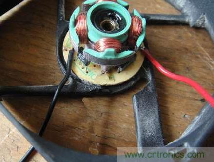 想減少電費(fèi)嗎？DIY一個(gè)迷你風(fēng)力發(fā)電機(jī)吧