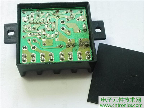 漏電保護(hù)器拆解：結(jié)構(gòu)有差異，做工不錯