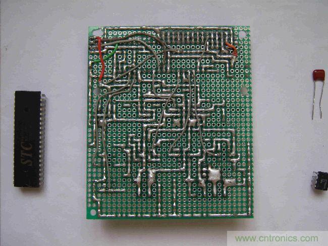 DIY集電容、電感和頻率為一體的測量儀器