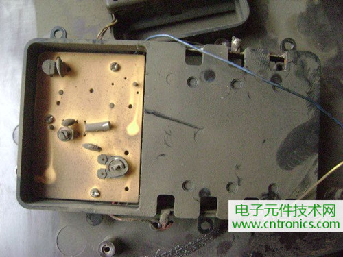 拆個老古董，日本精工石英電子掛鐘拆解