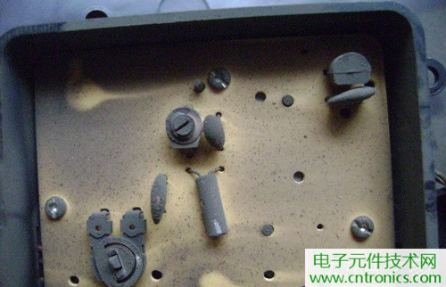 拆個老古董，日本精工石英電子掛鐘拆解