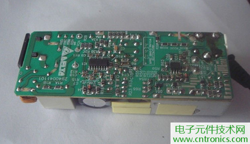 DIY:簡(jiǎn)單自制可調(diào)移動(dòng)電源