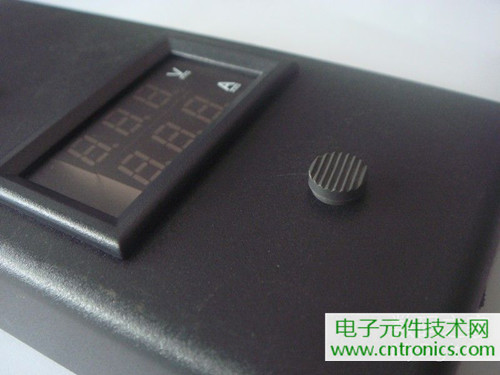 DIY:簡(jiǎn)單自制可調(diào)移動(dòng)電源