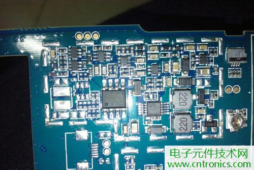 不怕摔的電紙書！一款柔性屏電子書閱讀器拆解