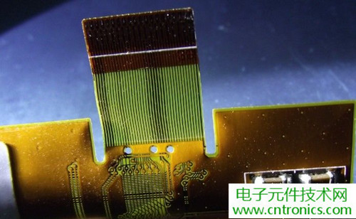探秘電子紙！一款電紙書(shū)的電子墨水屏拆解