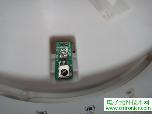 高端大氣上檔次！智能遙控調(diào)光LED吸頂燈拆解