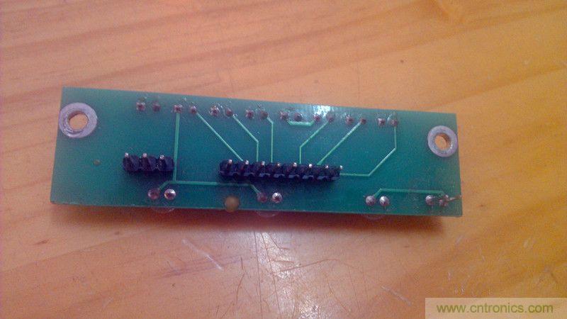 牛人力作！PCB版藍(lán)牙智能小車DIY