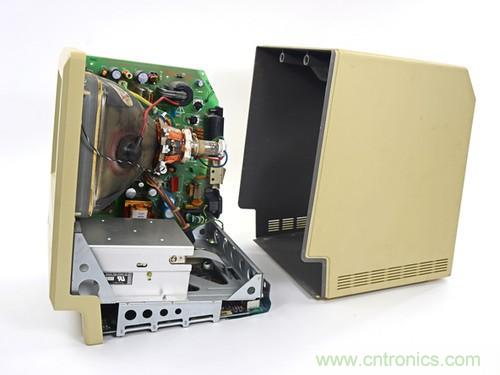 拆！古董級Macintosh 128K電腦