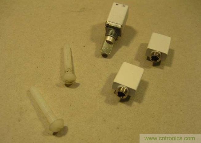 我就是這么牛！DIY IPod 耳放!
