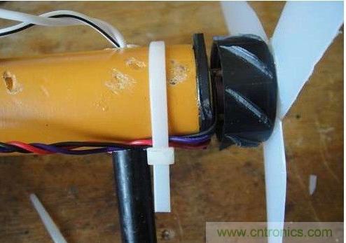 創(chuàng)意DIY！迷你風力發(fā)電機！