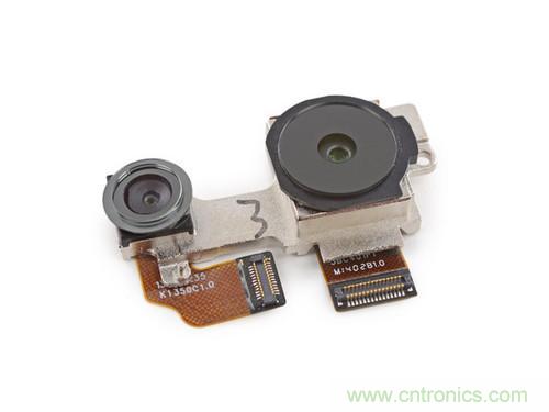 牛人強(qiáng)拆！新HTC One(M8)真機(jī)精密做工難修理
