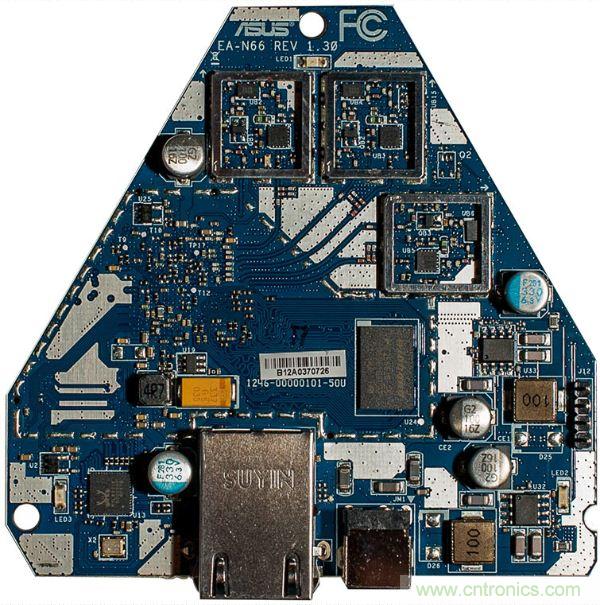 圖2：PCB為藍色的v1.3版本。