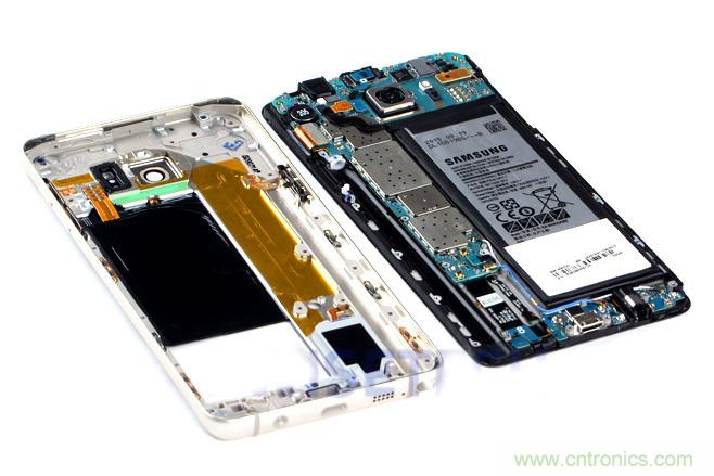 Galaxy Note5拆解，與S系列差距日漸模糊