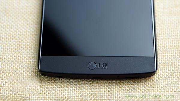 業(yè)界良心 LG V10 評測:剛毅、冷峻，不失人性化