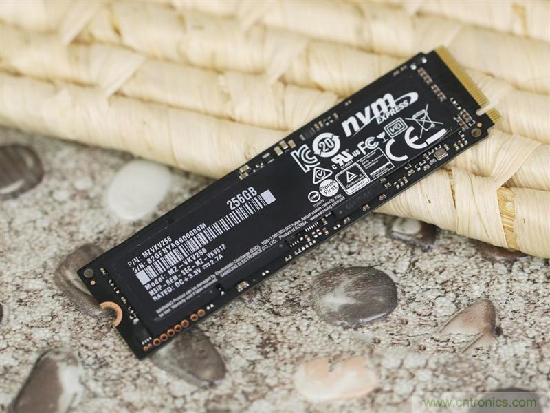 真的性能過(guò)剩？揭秘 CPU 對(duì) SSD 的影響