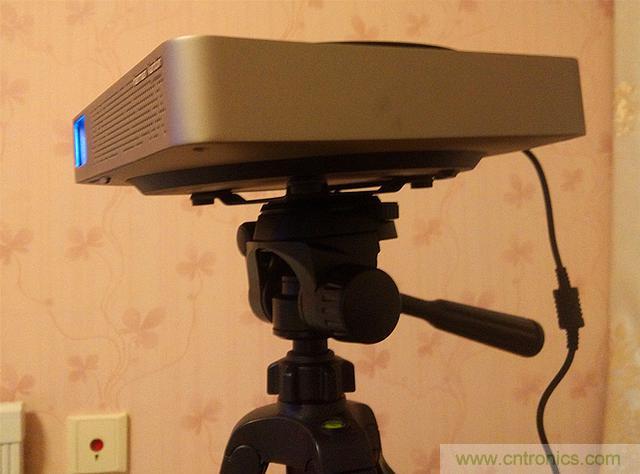 無屏電視時代已然來臨，客廳你做好準備了嗎？