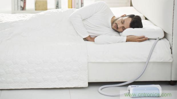 這個枕頭不僅能挽救睡眠還能挽救婚姻！