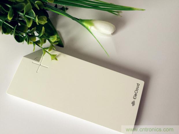 長虹流云智能電源，集“充電”+“存儲”于一身