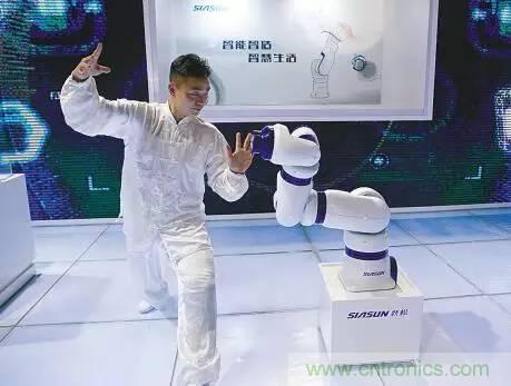協(xié)作機器人伺服、傳感器核心器件大揭秘