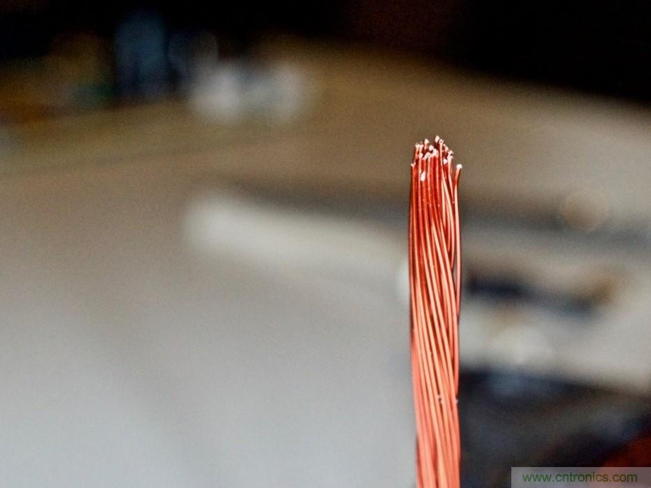 電磁爐里都用了哪些元器件？