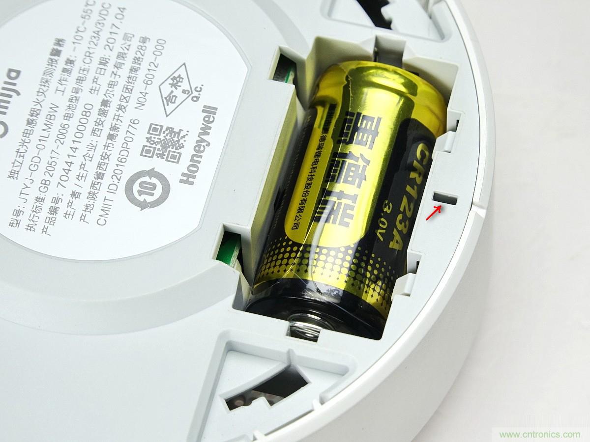 小米煙霧報警器拆解：一顆電池可用五年是如何做到的？