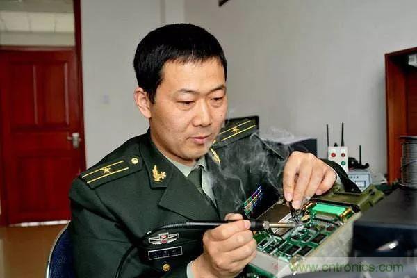 若美國(guó)全面禁售芯片，中國(guó)武器裝備會(huì)不會(huì)癱瘓？看完此文你就懂了