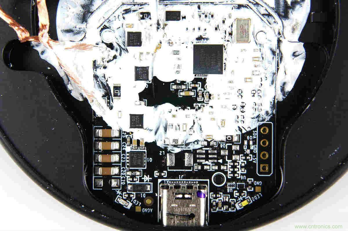 拆解對(duì)比：系出同門，小米、紫米無線充電器的差別有多大？