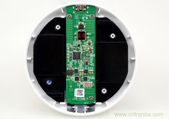 拆解對(duì)比：系出同門，小米、紫米無線充電器的差別有多大？