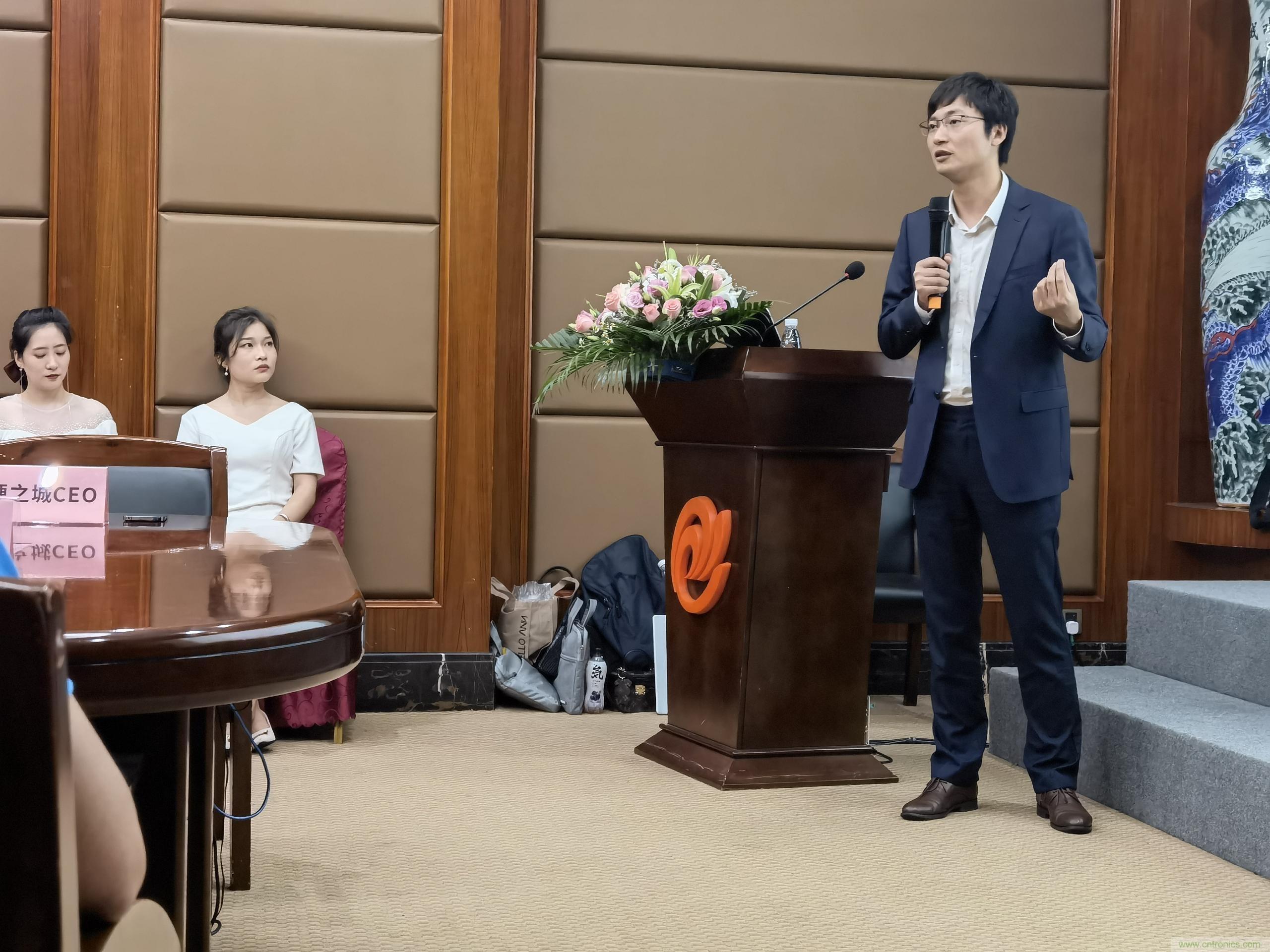 硬之城品牌·業(yè)務(wù)升級，聯(lián)合多家銀行助力產(chǎn)業(yè)發(fā)展