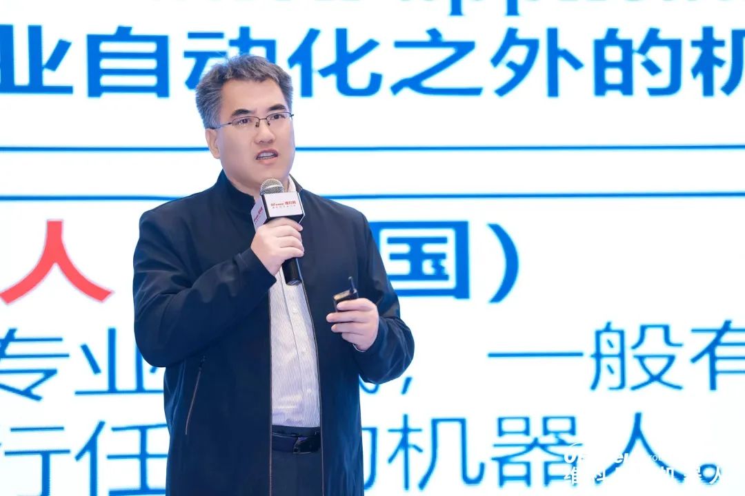 大咖齊聚，智啟新篇 | OFweek 2025（第十四屆）中國(guó)機(jī)器人產(chǎn)業(yè)大會(huì)圓滿收官！